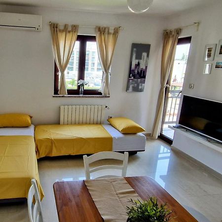 Apartments Villa Alba II Poreč Zimmer foto